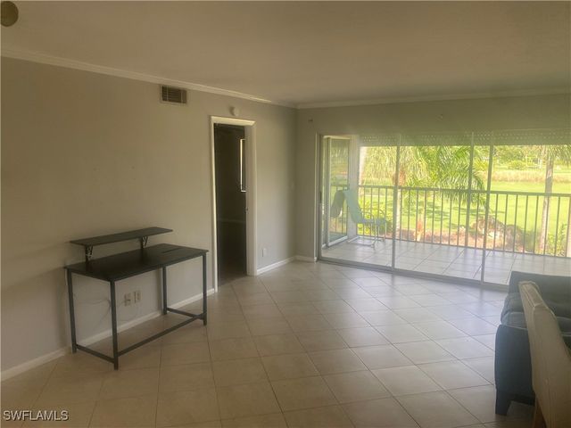 123 Palm DR 2862, Naples, FL 34112