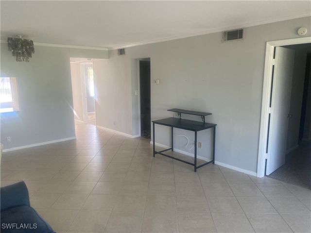 123 Palm DR 2862, Naples, FL 34112