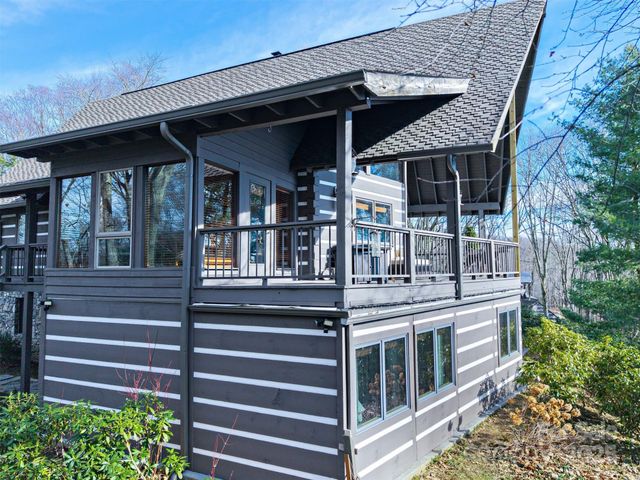 135 Grouse Point Road, Maggie Valley, NC 28751