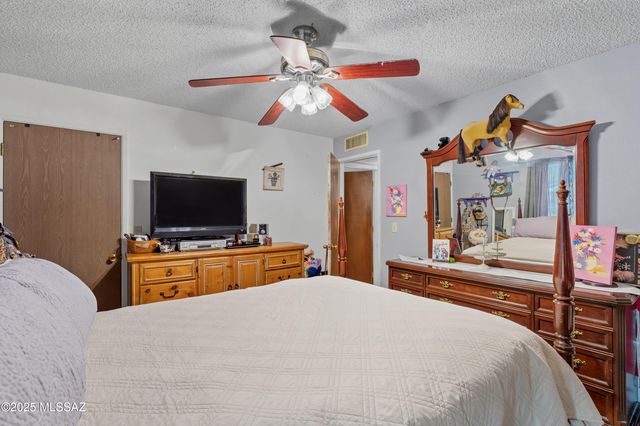 15840 N Starboard, Tucson, AZ 85739