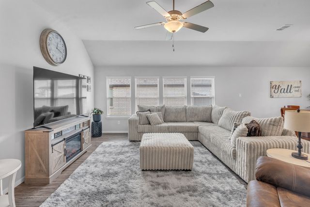 7118 Pampas Place, Venus, TX 76084