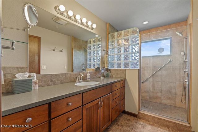 24102 N Derting RD, Hayden, ID 83835