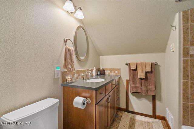 24102 N Derting RD, Hayden, ID 83835