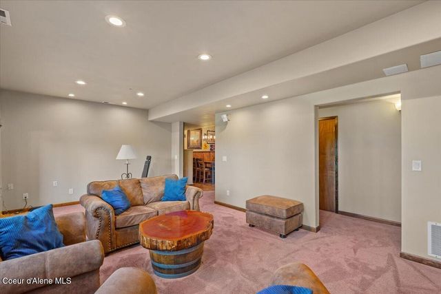 24102 N Derting RD, Hayden, ID 83835