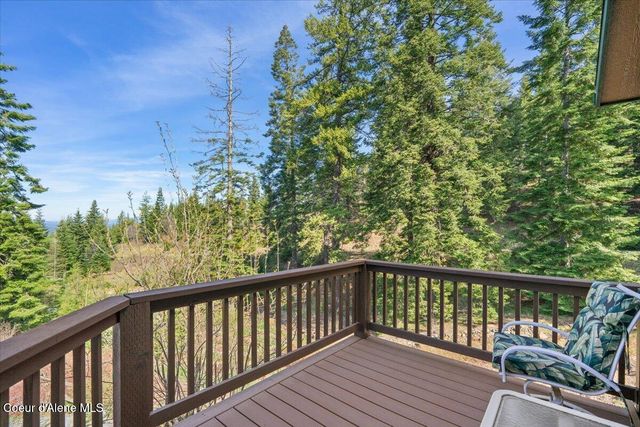 24102 N Derting RD, Hayden, ID 83835
