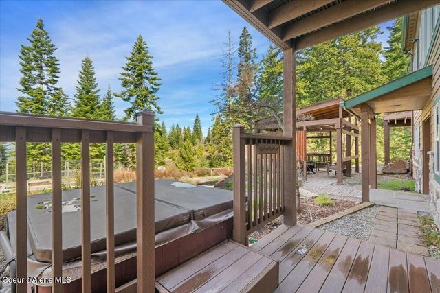 24102 N Derting RD, Hayden, ID 83835