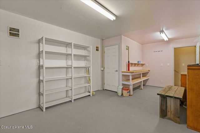 24102 N Derting RD, Hayden, ID 83835