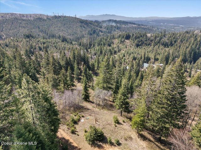 24102 N Derting RD, Hayden, ID 83835