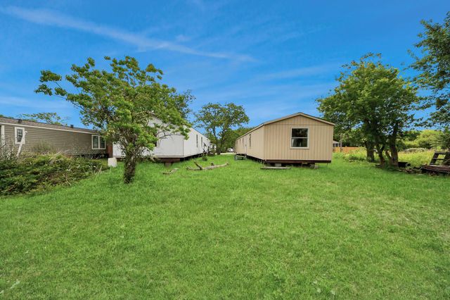320 4th Street, San Leon, TX 77539