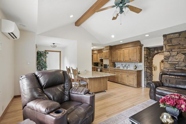 7953 County Lane 192, Carthage, MO 64836