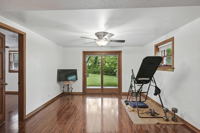 7953 County Lane 192, Carthage, MO 64836
