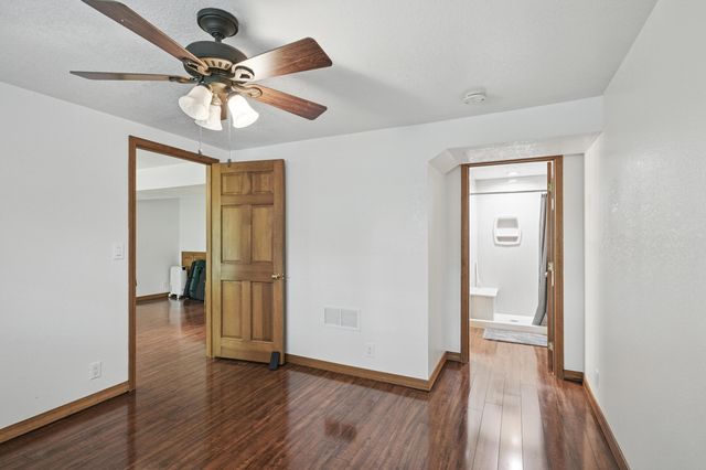 7953 County Lane 192, Carthage, MO 64836