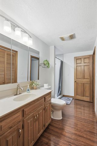 7953 County Lane 192, Carthage, MO 64836