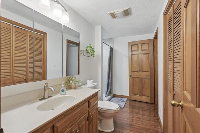 7953 County Lane 192, Carthage, MO 64836