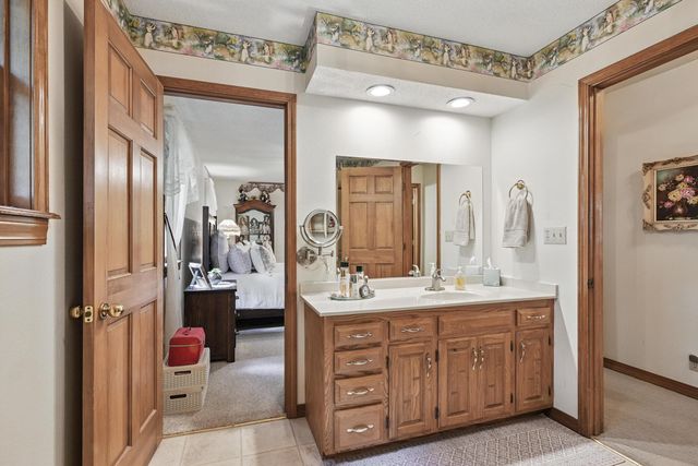 7953 County Lane 192, Carthage, MO 64836