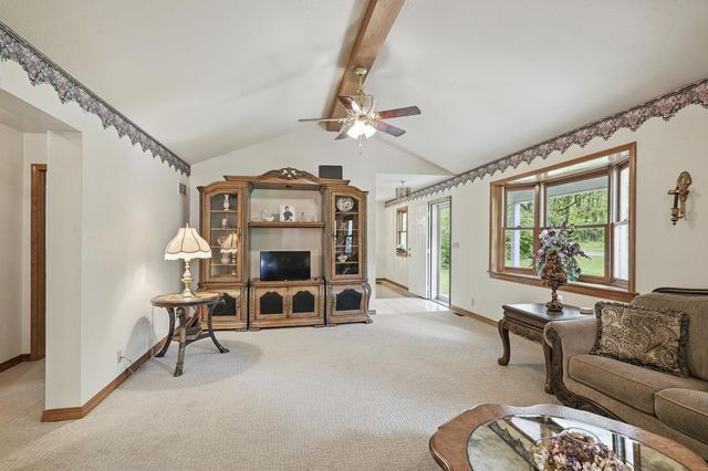 7953 County Lane 192, Carthage, MO 64836