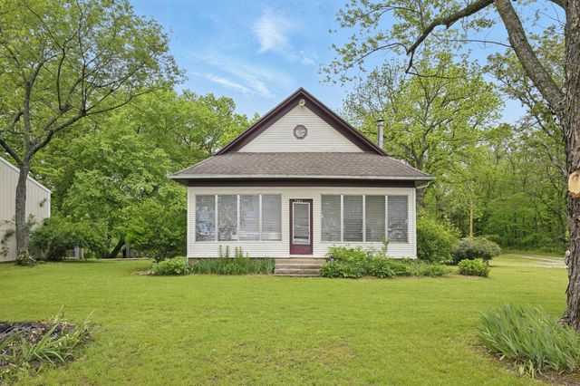 7953 County Lane 192, Carthage, MO 64836