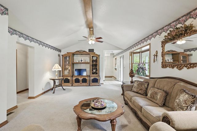 7953 County Lane 192, Carthage, MO 64836