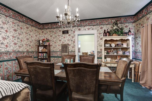 7953 County Lane 192, Carthage, MO 64836