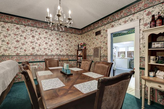 7953 County Lane 192, Carthage, MO 64836