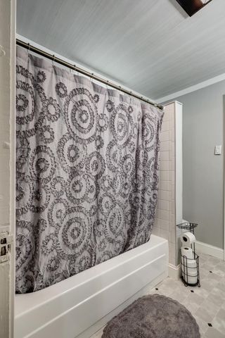 7953 County Lane 192, Carthage, MO 64836