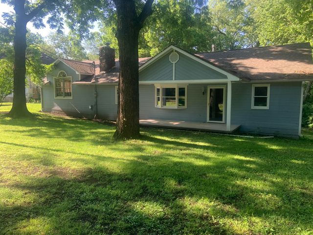7953 County Lane 192, Carthage, MO 64836