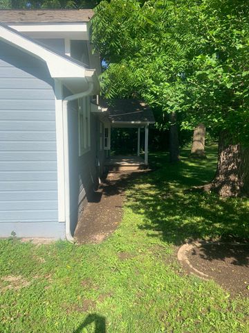 7953 County Lane 192, Carthage, MO 64836