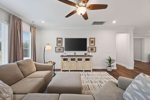 466 Serenity Walk Parkway, Fuquay Varina, NC 27526