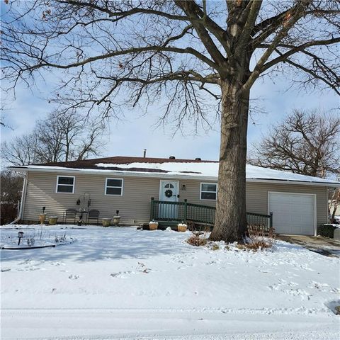 1802 3rd Avenue, Leavenworth, KS 66048