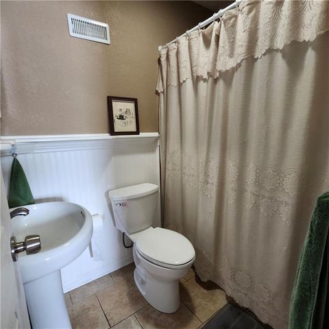 1802 3rd Avenue, Leavenworth, KS 66048