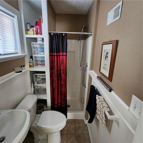 1802 3rd Avenue, Leavenworth, KS 66048