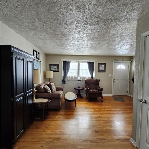 1802 3rd Avenue, Leavenworth, KS 66048