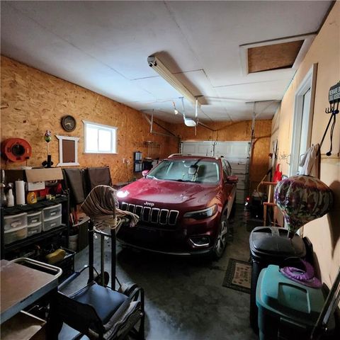 1802 3rd Avenue, Leavenworth, KS 66048