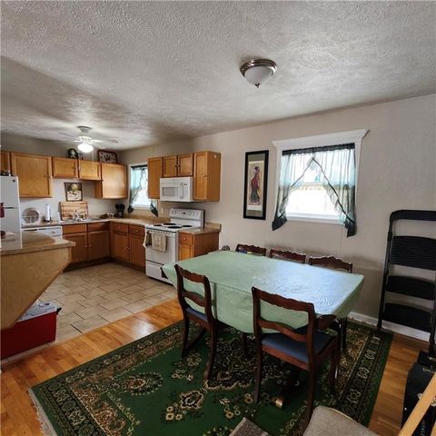 1802 3rd Avenue, Leavenworth, KS 66048