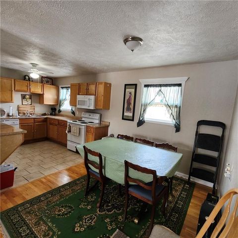 1802 3rd Avenue, Leavenworth, KS 66048