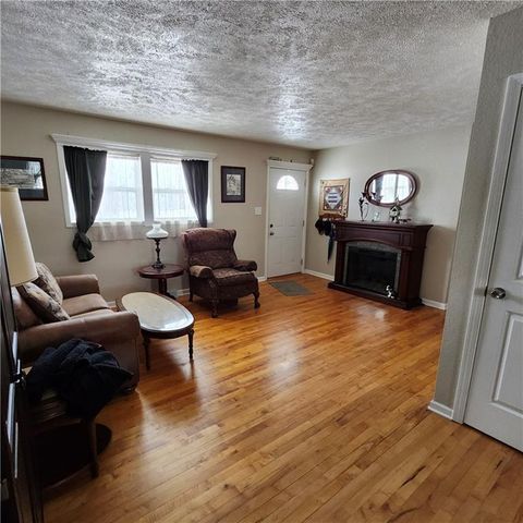 1802 3rd Avenue, Leavenworth, KS 66048