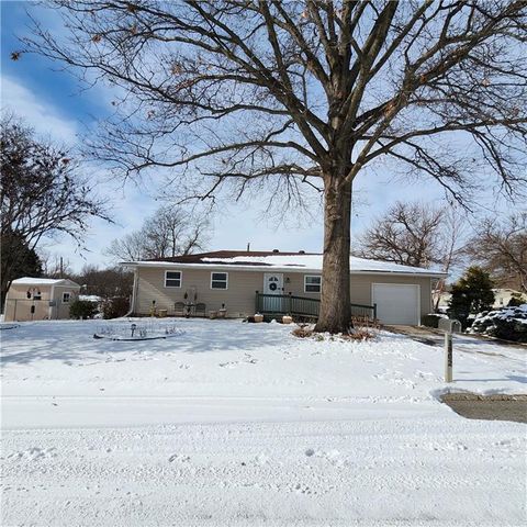 1802 3rd Avenue, Leavenworth, KS 66048