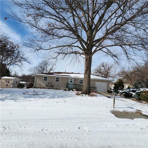1802 3rd Avenue, Leavenworth, KS 66048