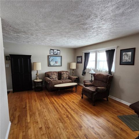 1802 3rd Avenue, Leavenworth, KS 66048