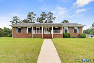 1900 Davis Ln, Hopewell, VA 23860