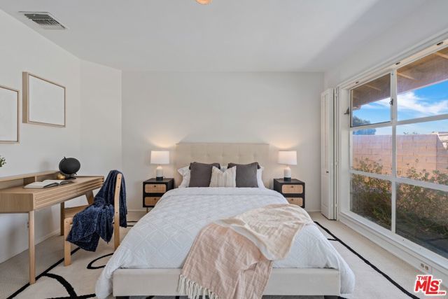 2200 Jeffersonia Way, Los Angeles, CA 90049