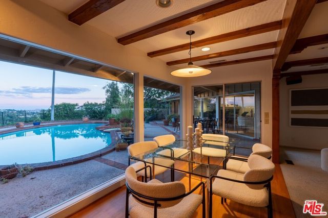 2200 Jeffersonia Way, Los Angeles, CA 90049