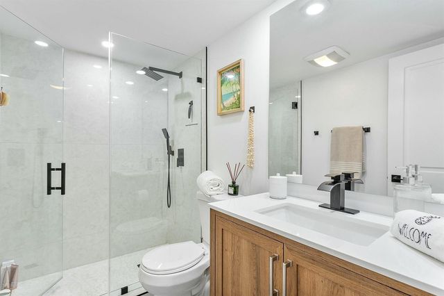 330 N Federal Highway, Deerfield Beach, FL 33441