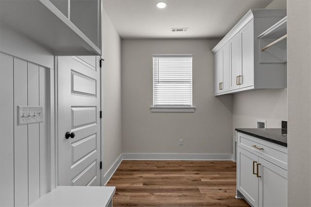 821 Pinnacle Street, Prairie Grove, AR 72753