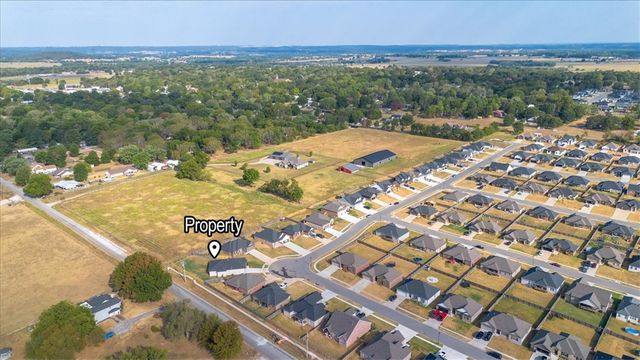 821 Pinnacle Street, Prairie Grove, AR 72753