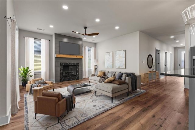 821 Pinnacle Street, Prairie Grove, AR 72753