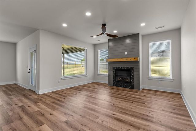 821 Pinnacle Street, Prairie Grove, AR 72753