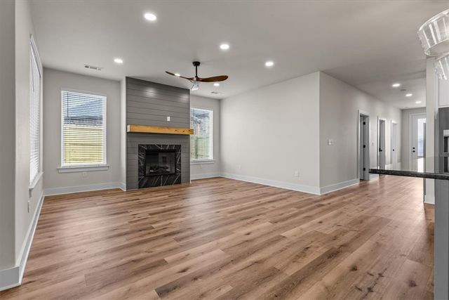821 Pinnacle Street, Prairie Grove, AR 72753