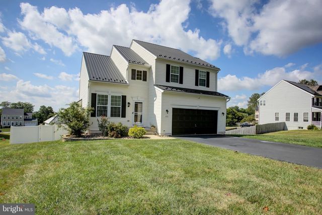 6816 PENNINGTON DR, Fayetteville, PA 17222