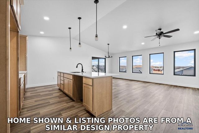 4832 PAHLMEYER DR, Rapid City, SD 57703